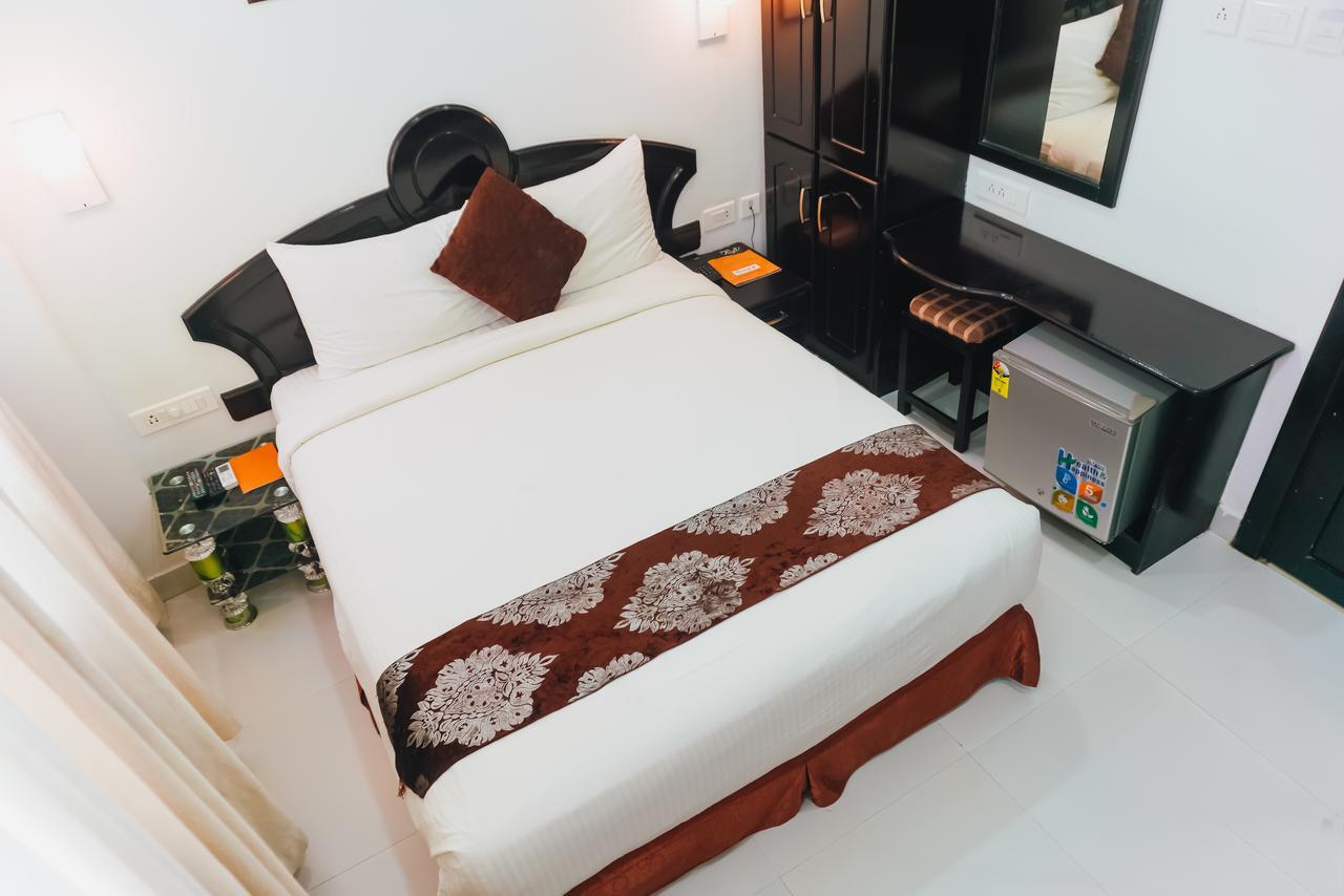Hotel Chothys Park Thiruvananthapuram Exterior foto